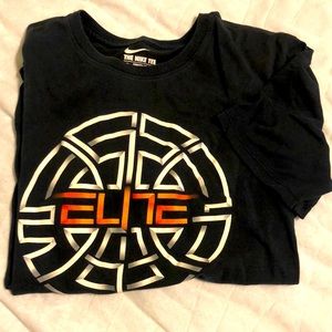 Nike ELITE men’s black T-shirt, well loved but still a lot of life left